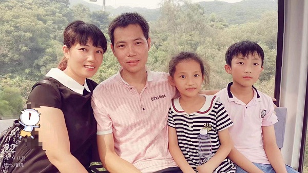 喜有沃廣東茂名經(jīng)銷商陳祝強陳總與家人合影