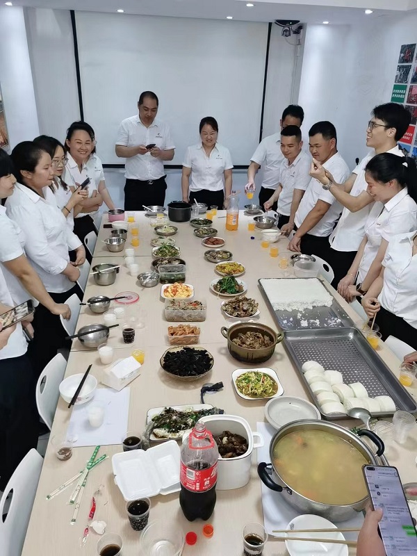 廣東佛山不銹鋼管廠家喜有沃活動