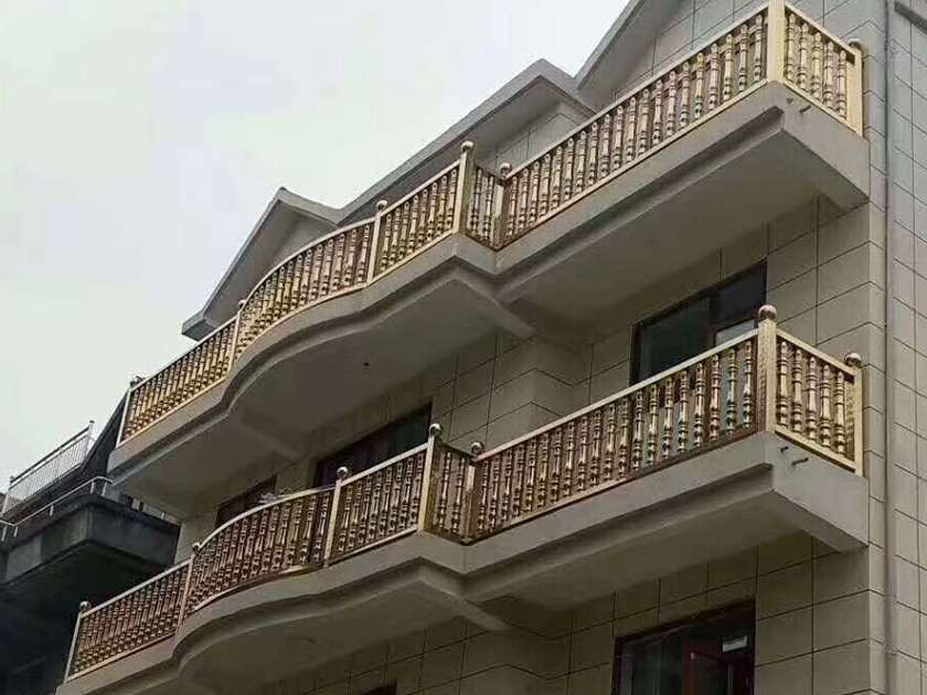 不銹鋼鈦金陽臺(tái)護(hù)欄