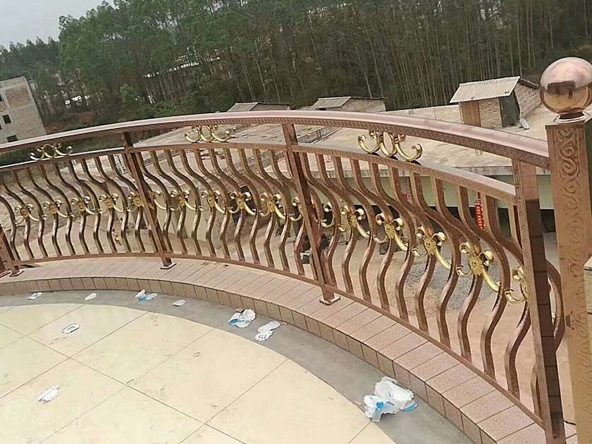 不銹鋼玫瑰金陽臺(tái)護(hù)欄